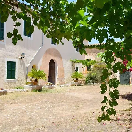 Biniaco Villa *